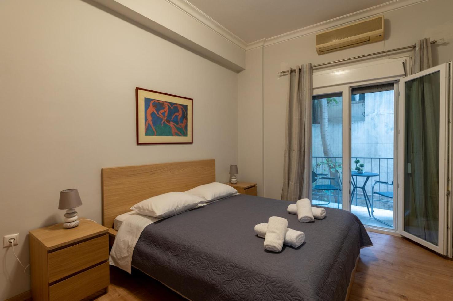 Entire Apt, 2 Bdrm, City Center Atina Dış mekan fotoğraf