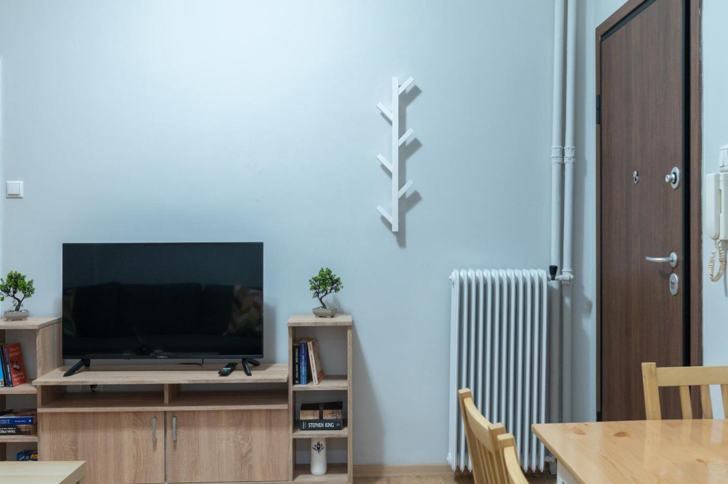 Entire Apt, 2 Bdrm, City Center Atina Dış mekan fotoğraf