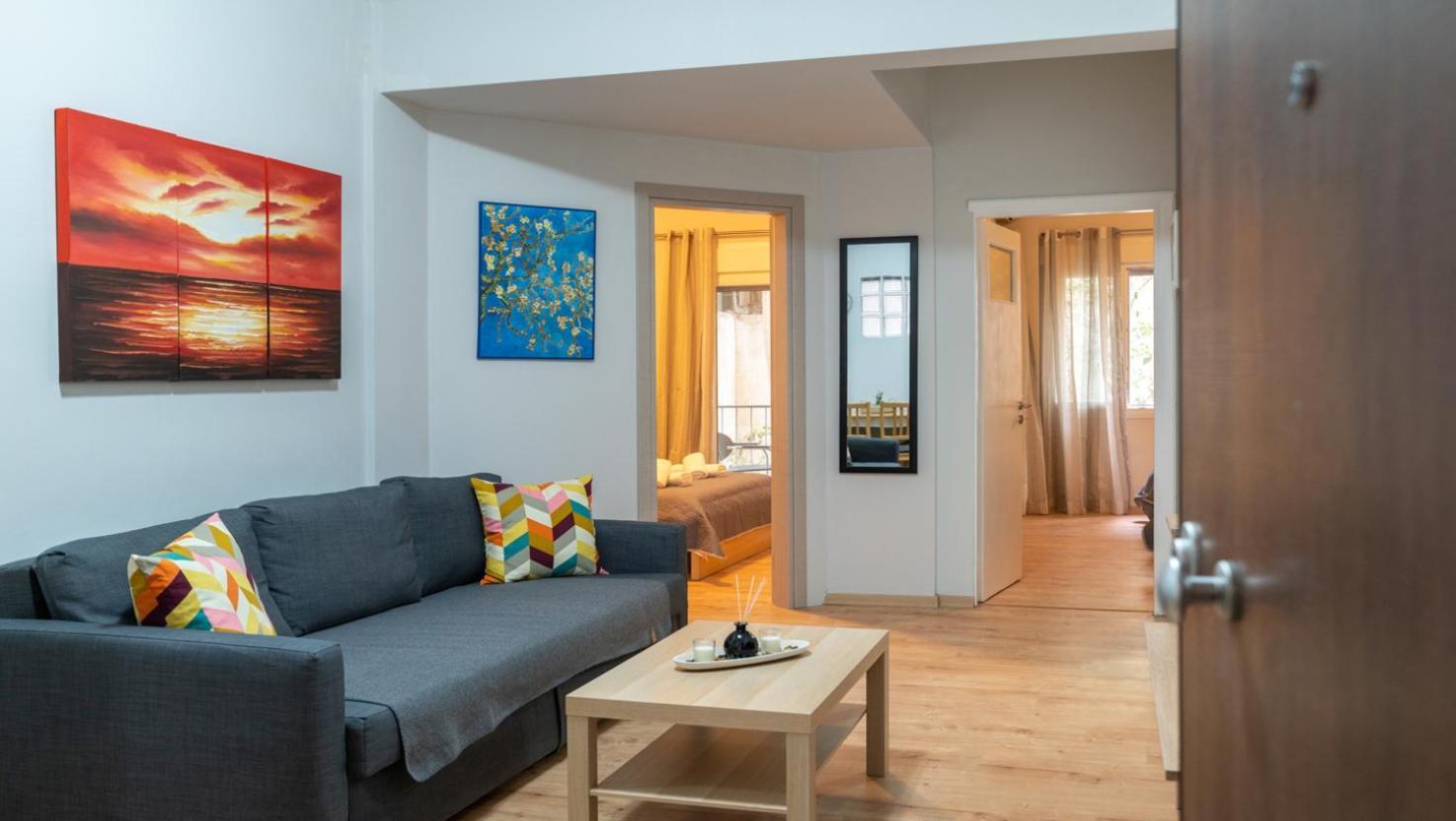 Entire Apt, 2 Bdrm, City Center Atina Dış mekan fotoğraf
